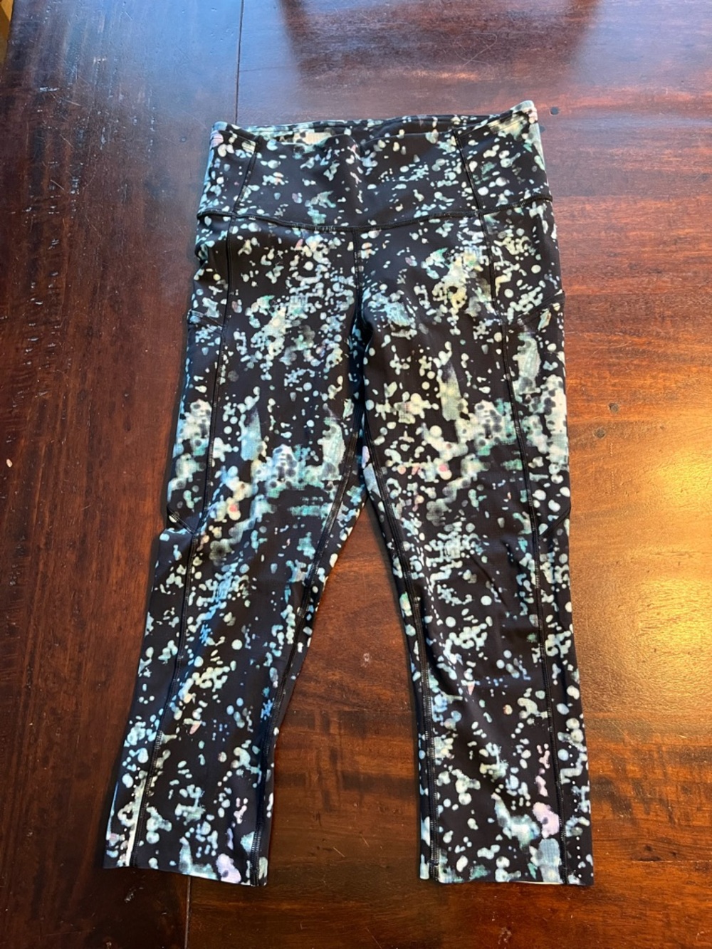 lululemon athletica Black Capri Leggings with Aqua & White Print